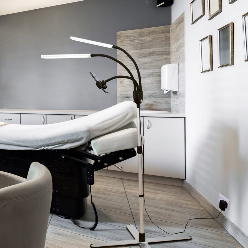 CareMed Gemini LED-lamp ripsmete paigaldamiseks