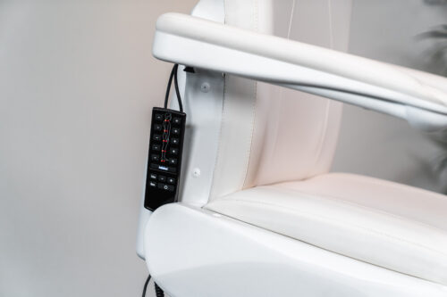 Bentlon Beauty Platinum massaaži- ja soojendusvõimalusega protseduuritool